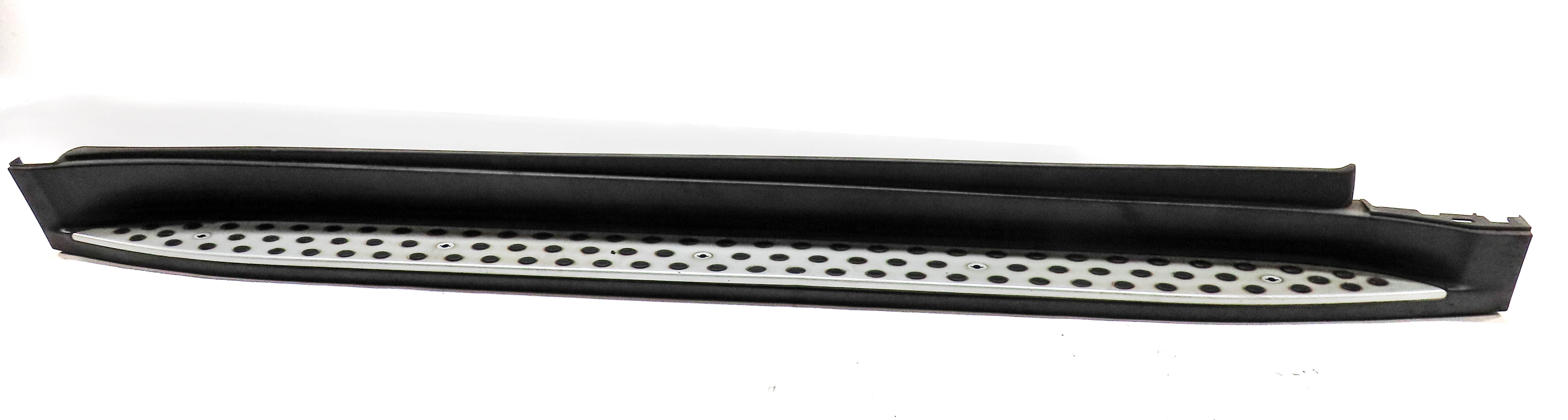 2006-2010 MERCEDES ML CLASS W164 RIGHT PASSENGER RUNNING BOARD STEP TRIM — exact item pictured